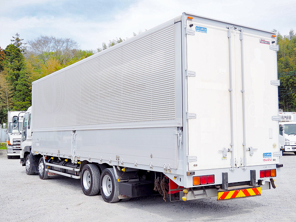 いすゞ ギガ ウイング車 大型 QKG-CYJ77A 年式 H26[写真07]