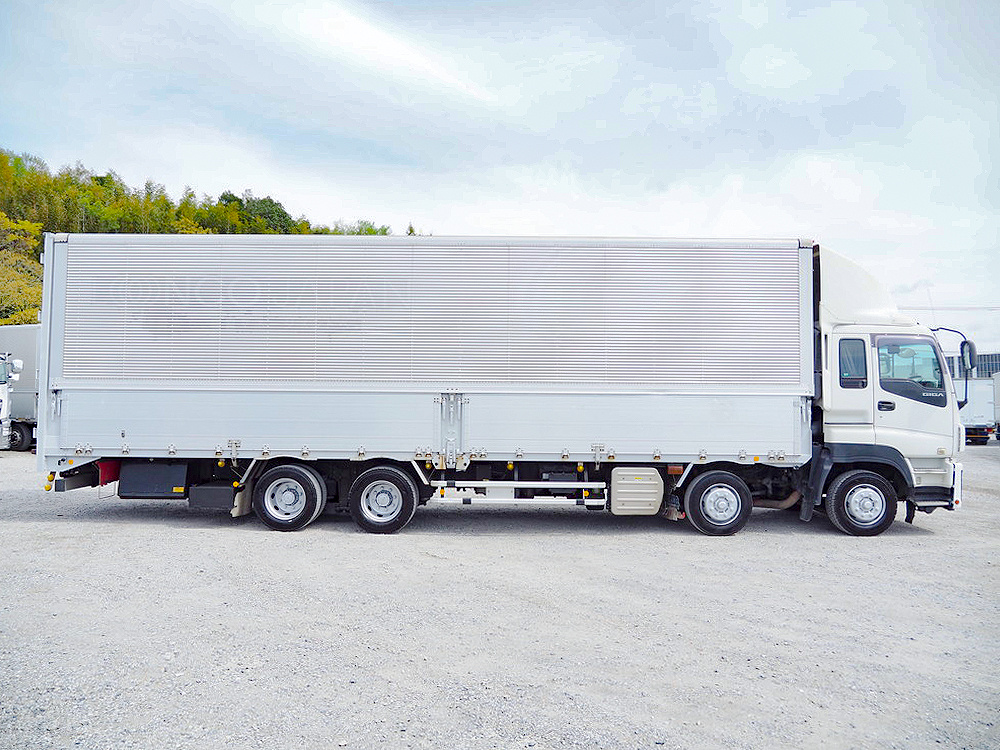 いすゞ ギガ ウイング車 大型 QKG-CYJ77A 年式 H26[写真08]