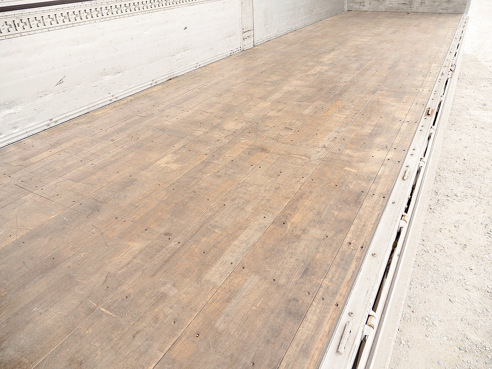 いすゞ ギガ ウイング車 大型 QKG-CYJ77A 年式 H26[写真21]