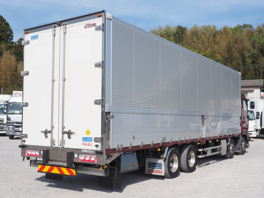 いすゞ ギガ ウイング車 大型 QPG-CYJ77B 年式 H29[写真05]