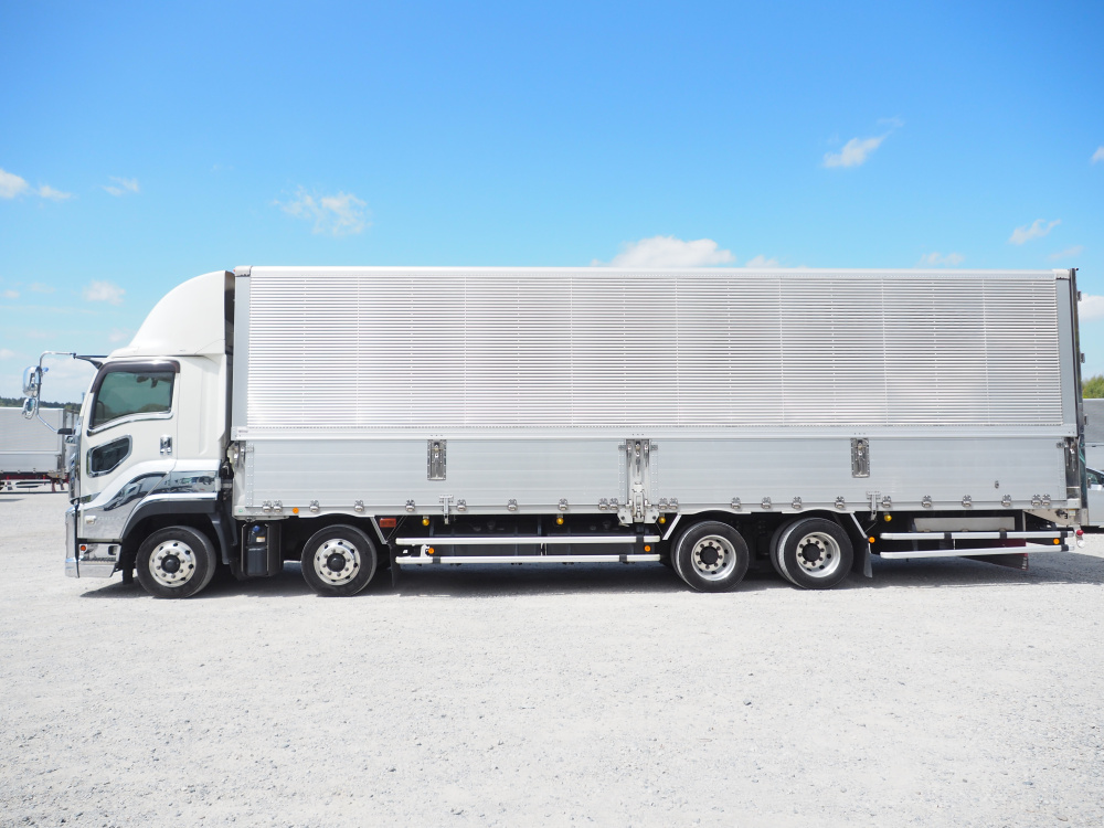 いすゞ ギガ ウイング車 大型 2PG-CYJ77C 年式 R1[写真15]