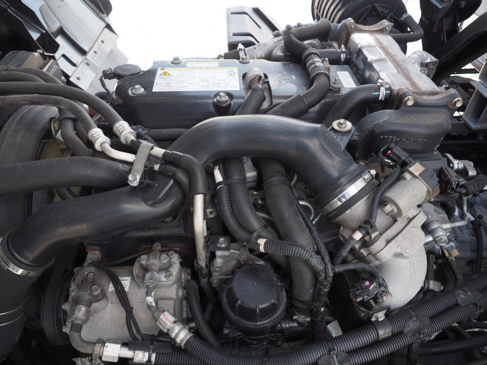 いすゞ フォワード 冷凍バン 中型 TKG-FRR90S2 年式 H27[写真39]