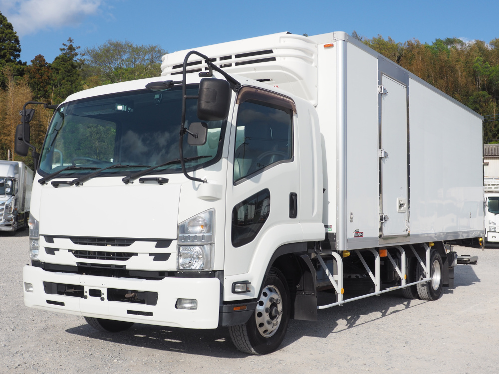 いすゞ フォワード 冷凍バン 中型 TKG-FRR90S2 年式 H27[写真01]