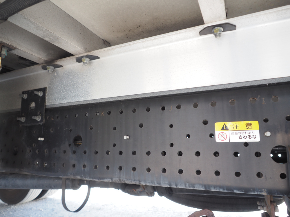 いすゞ フォワード 冷凍バン 中型 TKG-FRR90S2 年式 H27[写真36]