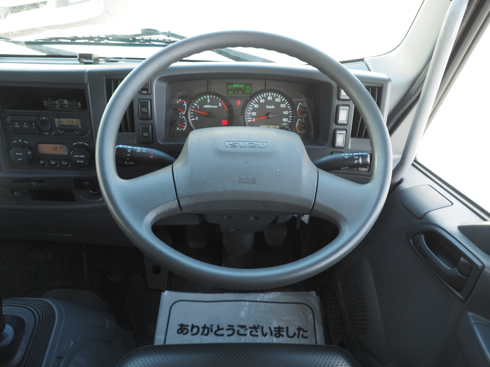 いすゞ フォワード 冷凍バン 中型 TKG-FRR90S2 年式 H27[写真26]