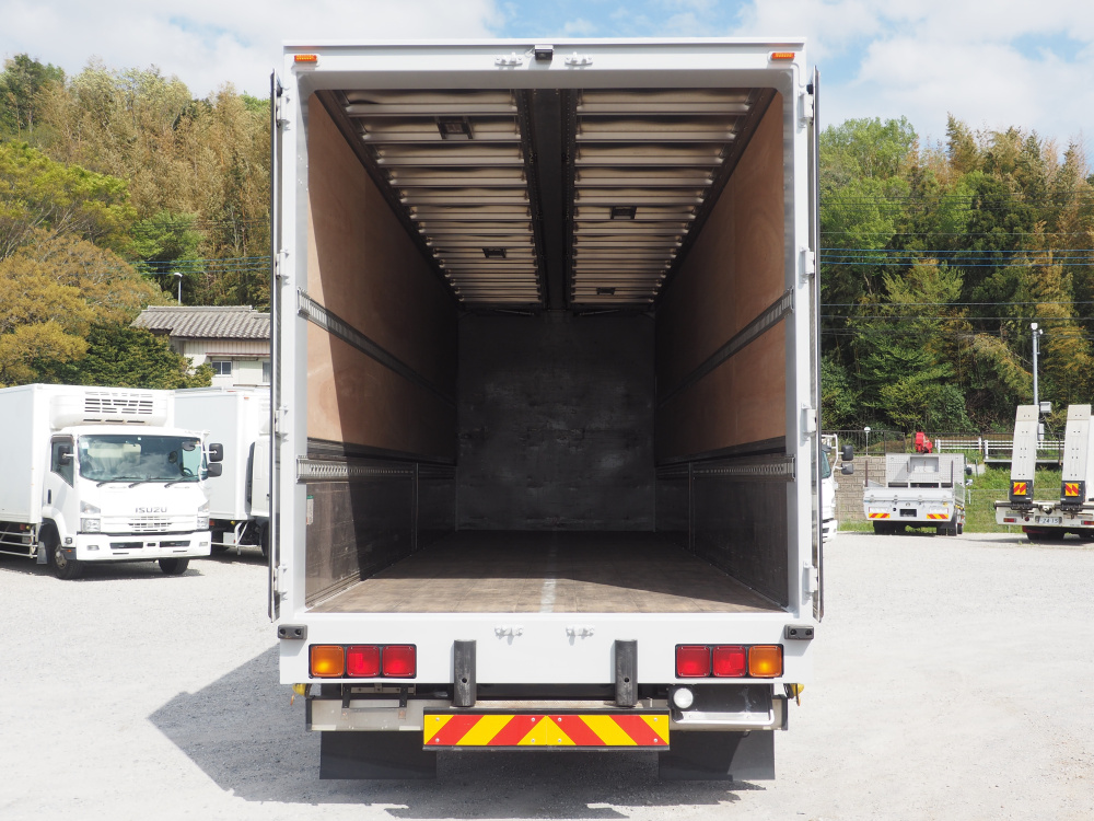 いすゞ ギガ ウイング車 大型 QKG-CYJ77A 年式 H26[写真25]