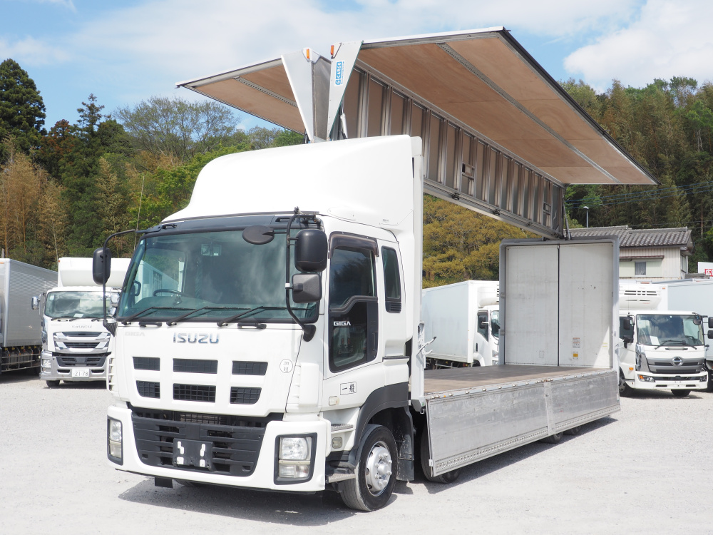 いすゞ ギガ ウイング車 大型 QKG-CYJ77A 年式 H26[写真03]