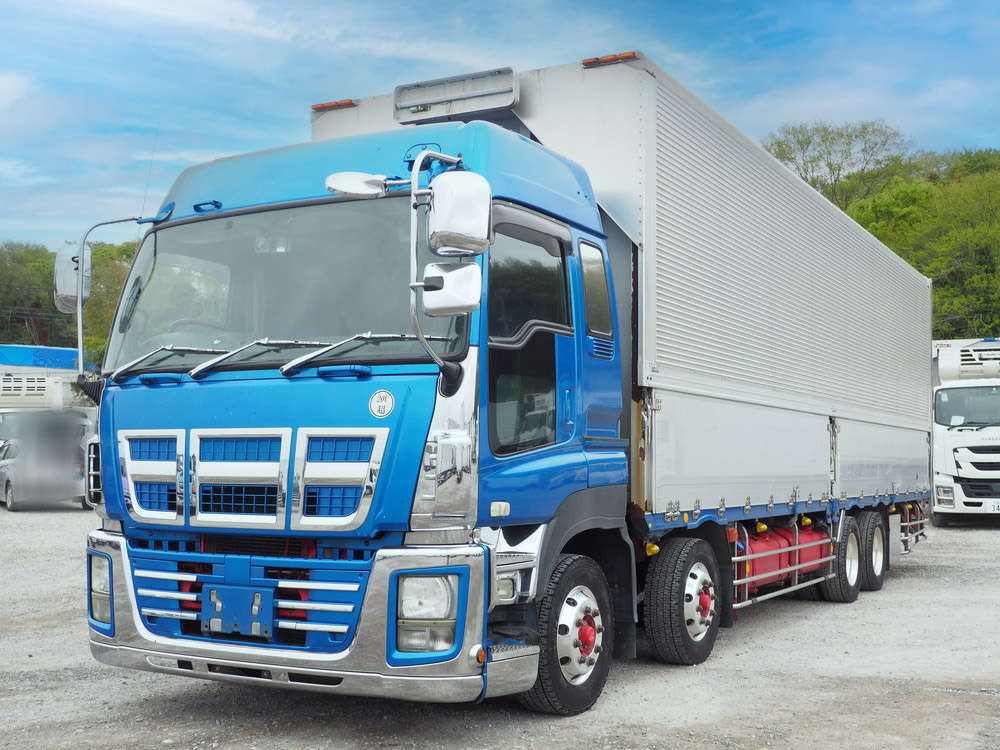 いすゞ ギガ ウイング車 大型 QKG-CYJ77A 年式 H25[写真01]