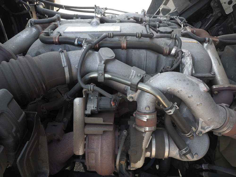 いすゞ ギガ ウイング車 大型 QKG-CYJ77A 年式 H26[写真43]