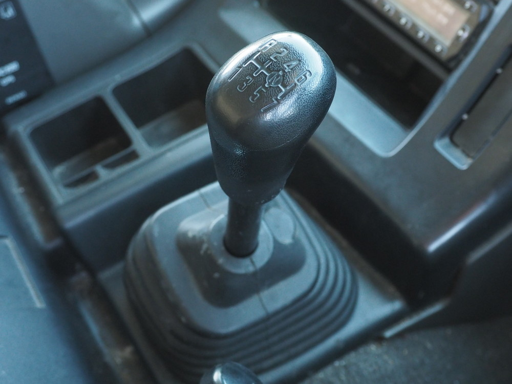 いすゞ ギガ ウイング車 大型 QKG-CYJ77A 年式 H26[写真29]