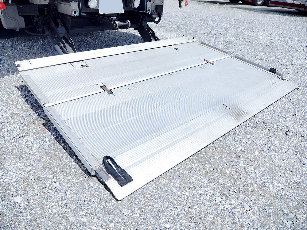 いすゞ フォワード ウイング車 中型 TKG-FRR90S2 年式 H28[写真29]