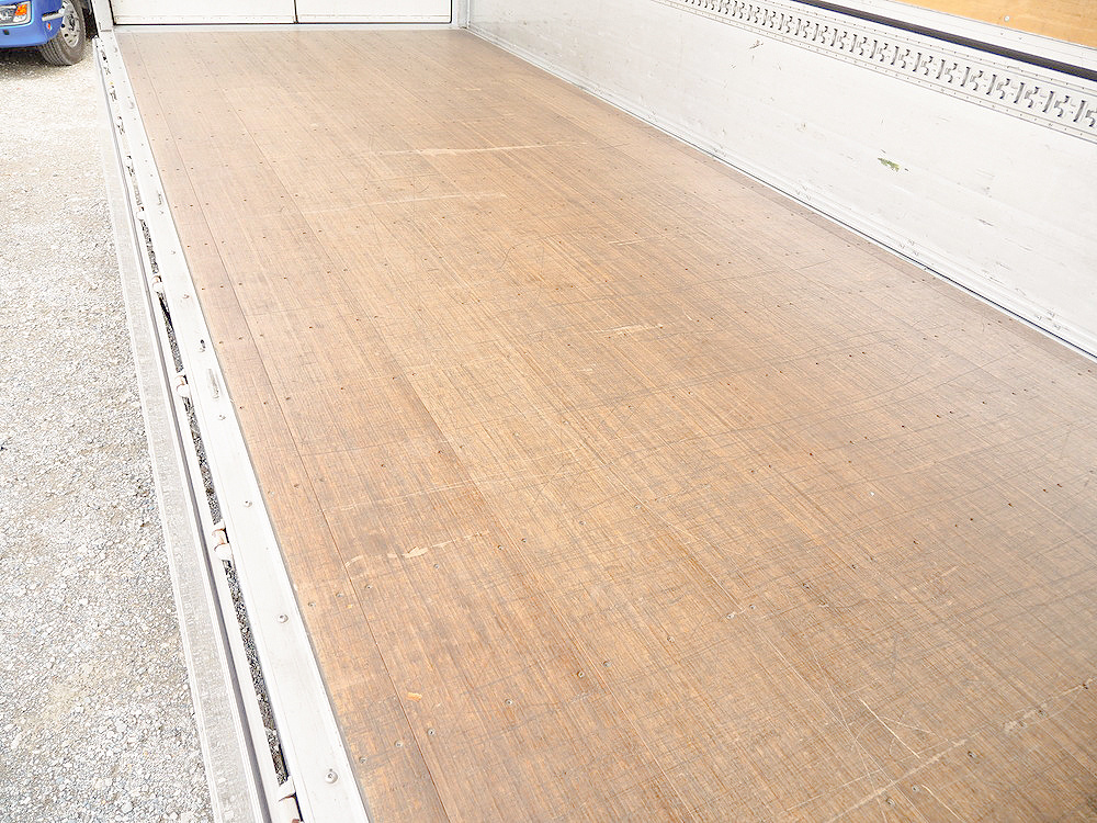 いすゞ フォワード ウイング車 中型 TKG-FRR90S2 年式 H28[写真23]