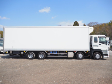 いすゞ ギガ 冷凍バン 大型 QKG-CYJ77A 年式 H26 [写真09]