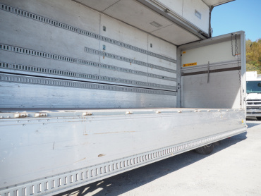 いすゞ フォワード ウイング車 中型 TKG-FRR90T2 年式 H26 [写真18]