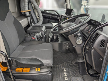 日野 プロフィア ウイング車 大型 QPG-FW1EZEG 年式 H28 [写真30]