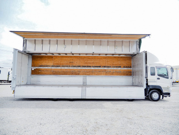 いすゞ ギガ ウイング車 大型 QKG-CYJ77A 年式 H26 [写真10]