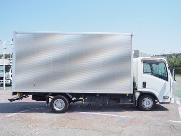 いすゞ エルフ バン車 小型 TKG-NLR85AN 年式 H26[写真08]