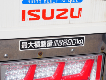 いすゞ ギガ ウイング車 大型 QPG-CYJ77B 年式 H29 [写真22]
