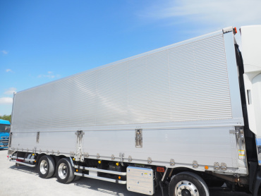 いすゞ ギガ ウイング車 大型 2PG-CYJ77C 年式 R1 [写真11]