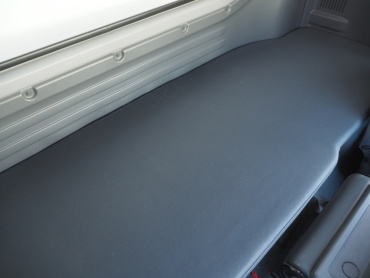 いすゞ フォワード 冷凍バン 中型 TKG-FRR90S2 年式 H27 [写真31]