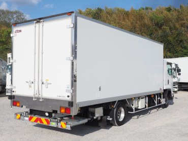 いすゞ フォワード 冷凍バン 中型 TKG-FRR90S2 年式 H27 [写真05]