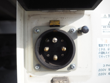 いすゞ フォワード 冷凍バン 中型 TKG-FRR90S2 年式 H27 [写真15]