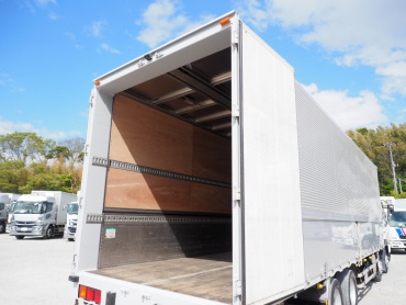 いすゞ ギガ ウイング車 大型 QKG-CYJ77A 年式 H26 [写真26]