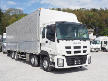 いすゞ ギガ ウイング車 大型 QKG-CYJ77A 年式 H26 [写真05]