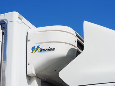 いすゞ フォワード 冷凍バン 中増t QKG-FTR34T2 年式 H25[写真08]