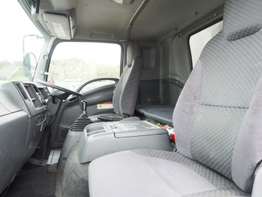 いすゞ フォワード ウイング車 中型 TKG-FRR90S2 年式 H28 [写真40]