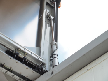 いすゞ フォワード ウイング車 中型 TKG-FRR90S2 年式 H28 [写真18]