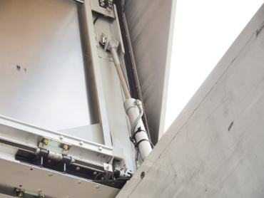 いすゞ フォワード ウイング車 中型 TKG-FRR90S2 年式 H28 [写真13]