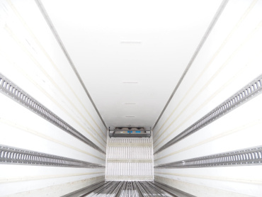 いすゞ ギガ 冷凍バン 大型 QPG-CYJ77B 年式 H29 [写真16]