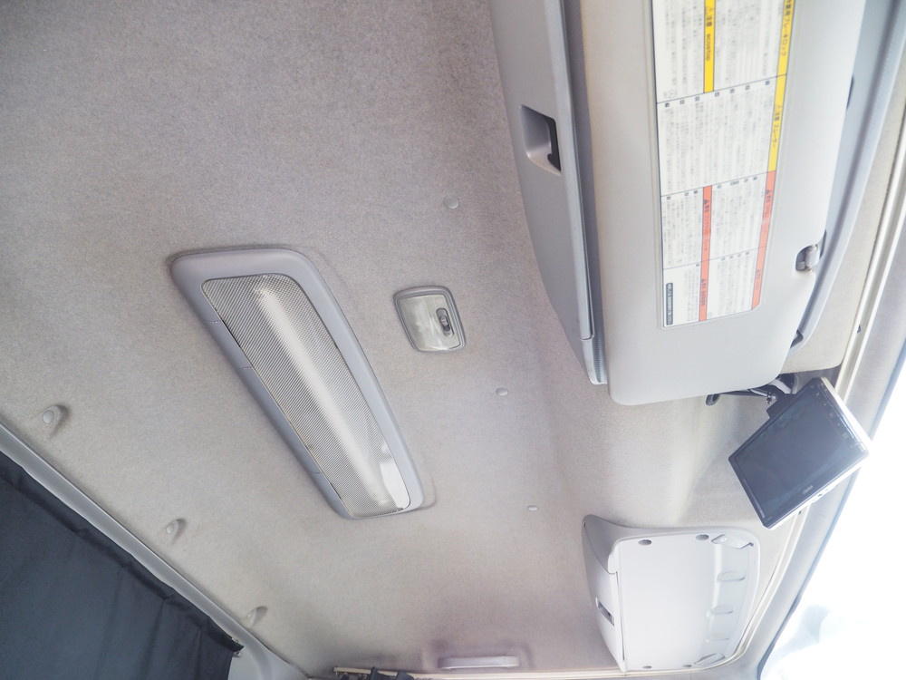 いすゞ フォワード 冷凍バン 中型 TKG-FRR90S2 年式 H29[写真29]