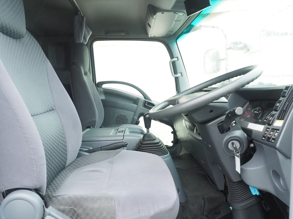 いすゞ フォワード ウイング車 中型 TKG-FRR90T2 年式 H26[写真28]