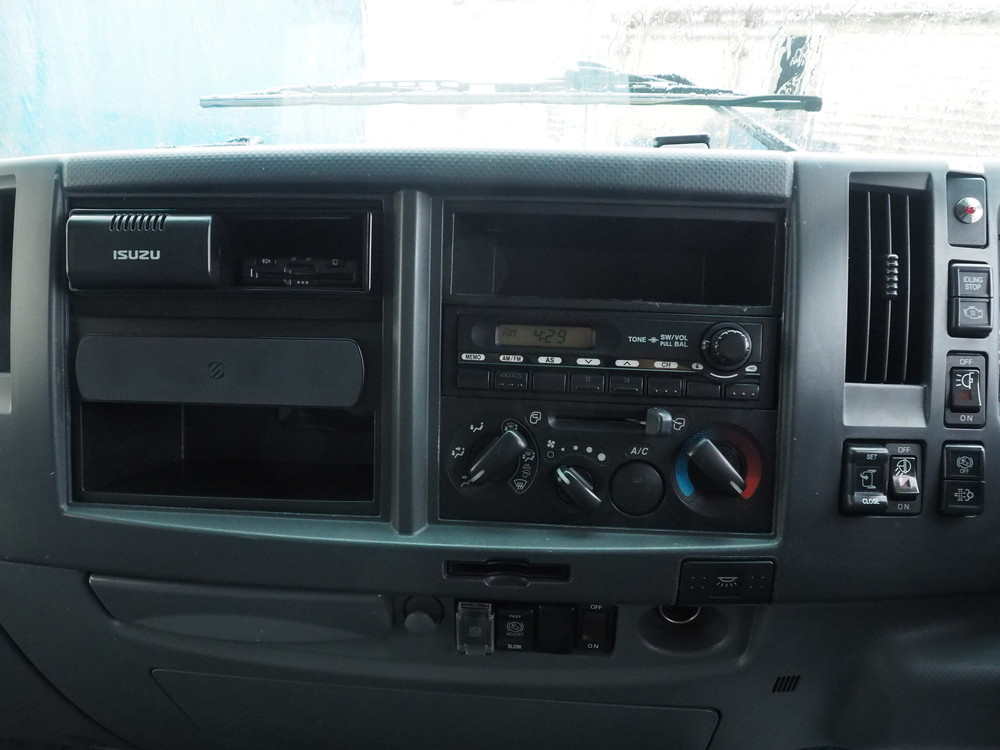 いすゞ フォワード ウイング車 中型 TKG-FRR90T2 年式 H26[写真32]