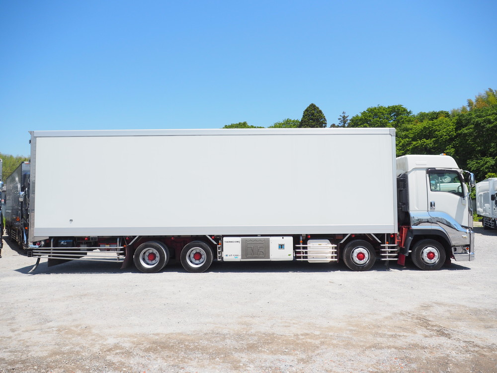 いすゞ ギガ 冷凍バン 大型 QPG-CYJ77B 年式 H29[写真09]