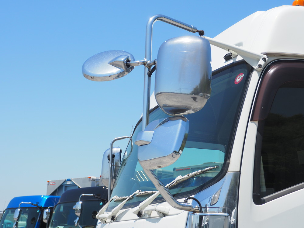 いすゞ ギガ 冷凍バン 大型 QPG-CYJ77B 年式 H29[写真07]