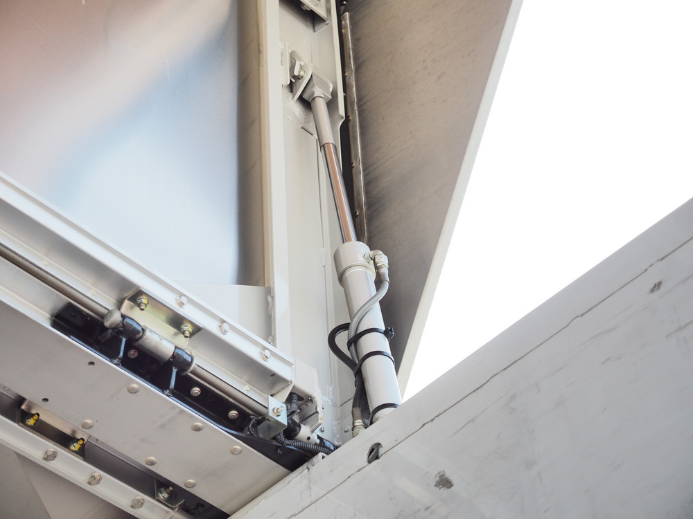 いすゞ フォワード ウイング車 中型 TKG-FRR90T2 年式 H28[写真14]