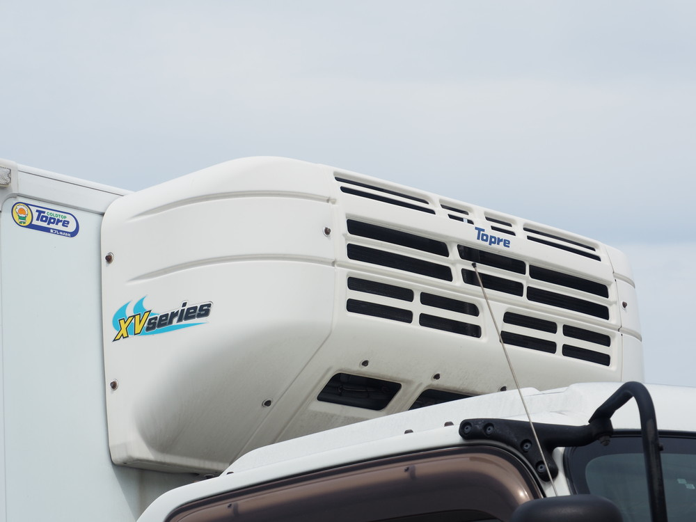 いすゞ フォワード 冷凍バン 中型 TKG-FRR90S2 年式 H26[写真08]