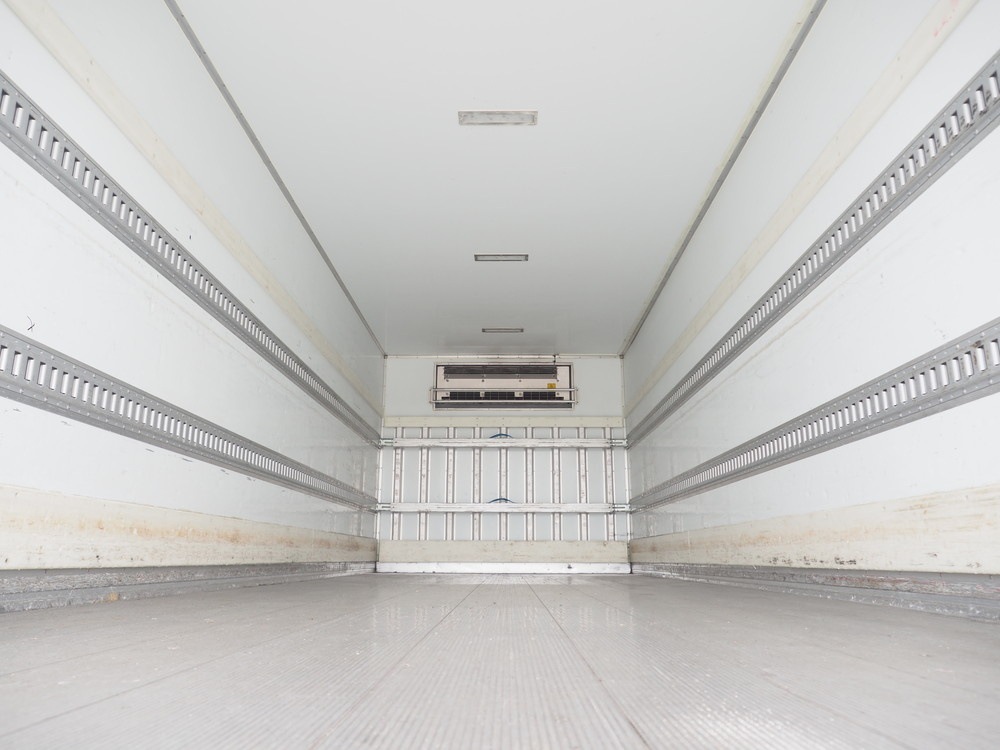 いすゞ フォワード 冷凍バン 中型 TKG-FRR90S2 年式 H26[写真16]