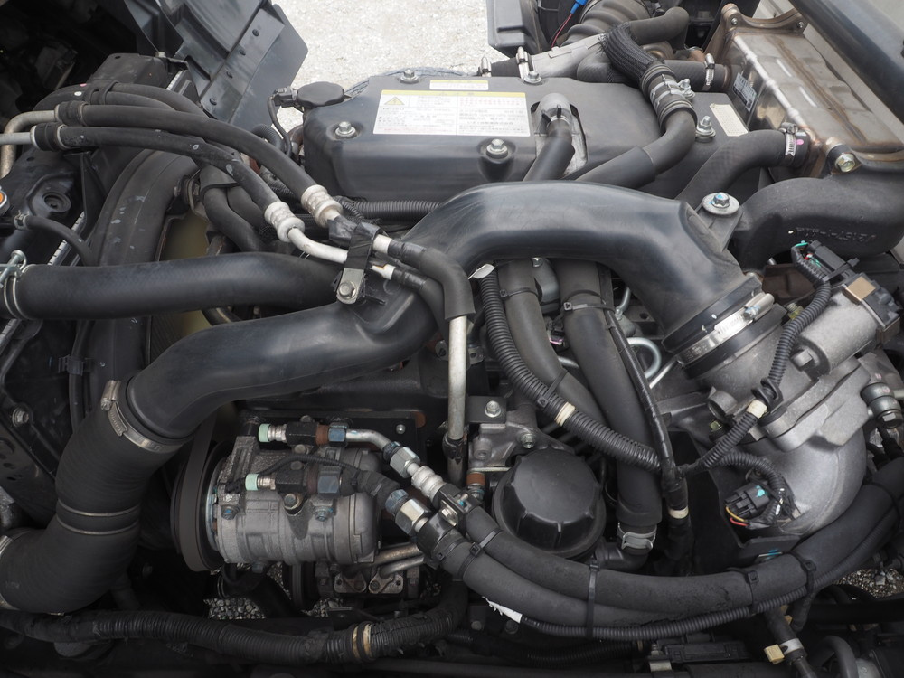 いすゞ フォワード 冷凍バン 中型 TKG-FRR90S2 年式 H26[写真32]