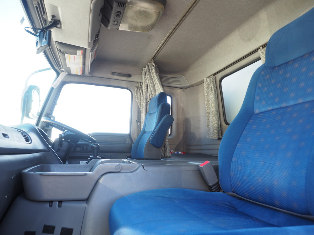 いすゞ ギガ 冷凍ウイング 大型 QKG-CYL77A 年式 H26[写真39]