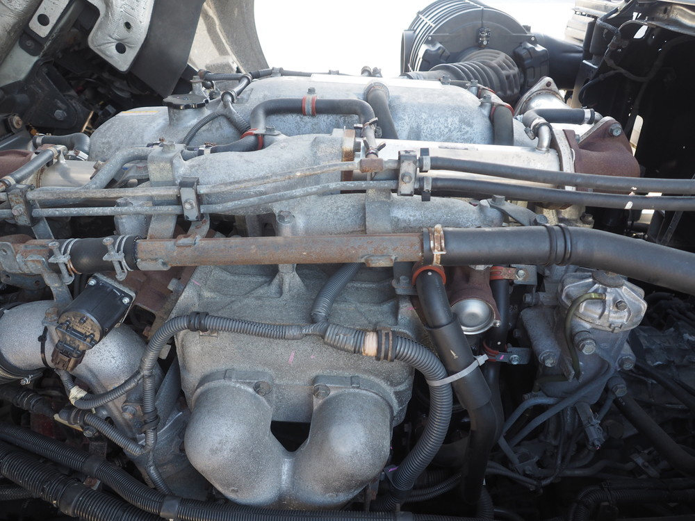いすゞ ギガ 冷凍ウイング 大型 QKG-CYL77A 年式 H26[写真48]