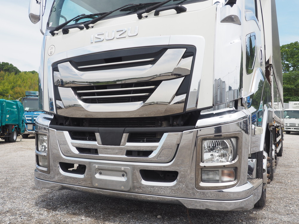 いすゞ ギガ ウイング車 大型 QPG-CYJ77B 年式 H28[写真08]