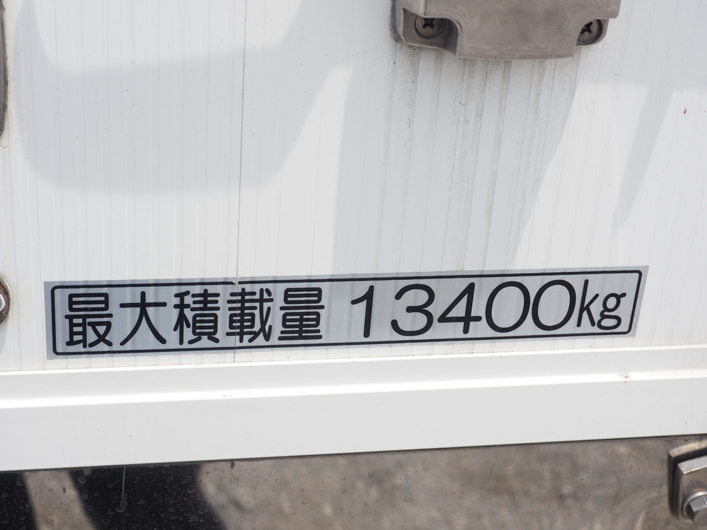 いすゞ ギガ ウイング車 大型 QPG-CYJ77B 年式 H28[写真31]