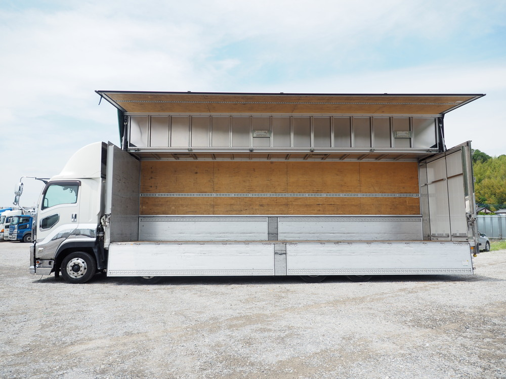 いすゞ ギガ ウイング車 大型 QPG-CYJ77B 年式 H28[写真21]