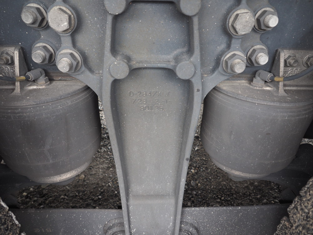 いすゞ ギガ 冷凍バン 大型 2KG-CYY77CY 年式 H30[写真34]