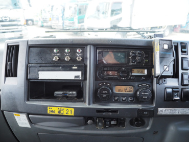 いすゞ フォワード 冷凍バン 中型 TKG-FRR90S2 年式 H29 [写真27]