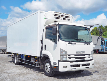 いすゞ フォワード 冷凍バン 中型 TKG-FRR90S2 年式 H29 [写真04]